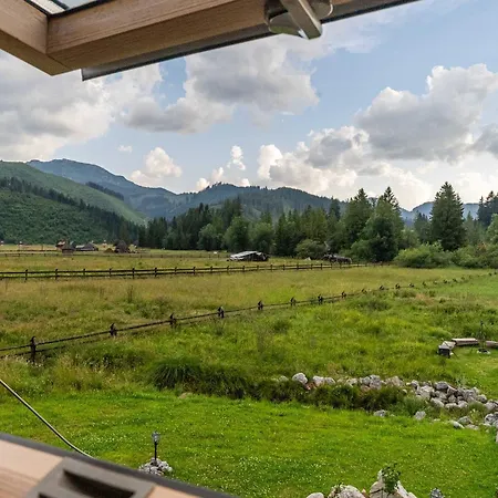 Miedzy Dolinami * Witów